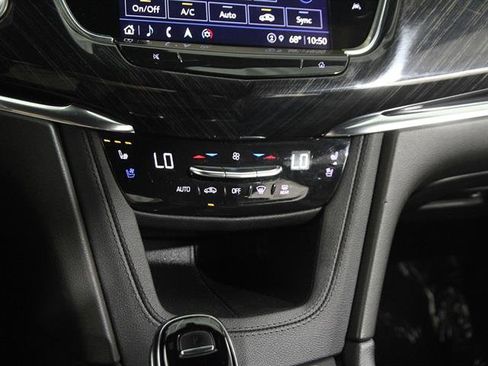 Certified 2022 Cadillac XT6 Premium Luxury image 15