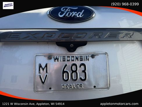 Used 2017 Ford Explorer XLT w/ Equipment Group 202A image 35