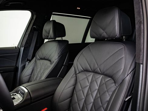 New 2026 BMW X7 xDrive40i w/ M Sport Package image 24