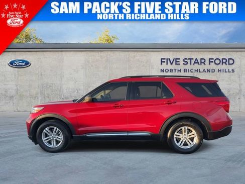 Used 2021 Ford Explorer XLT image 6