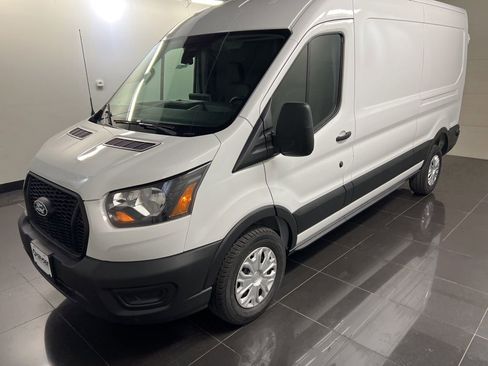 New 2026 Ford Transit 250 148 Medium Roof image 3