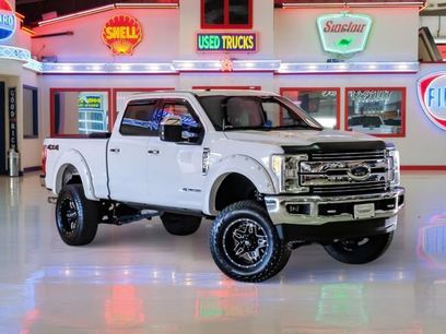 Used 2017 Ford F250 Lariat w/ Chrome Package