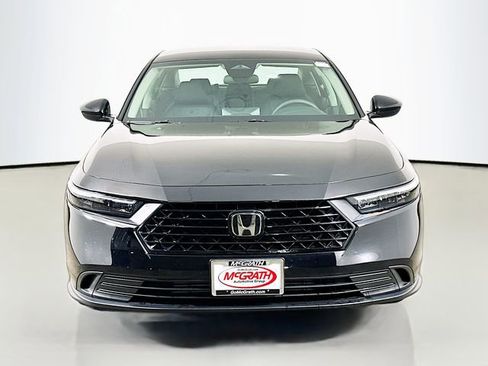 Certified 2025 Honda Accord LX image 14