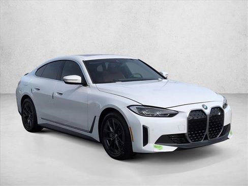 Certified 2023 BMW i4 eDrive40 image 3