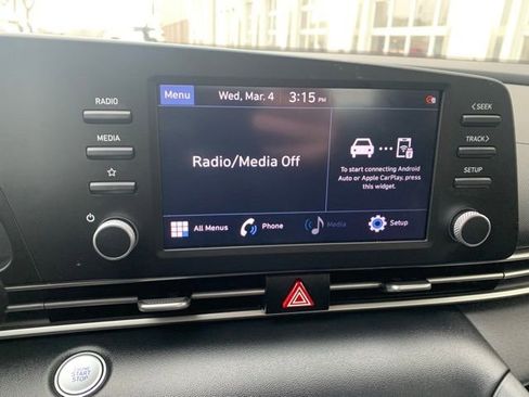 Used 2023 Hyundai Elantra SEL image 10