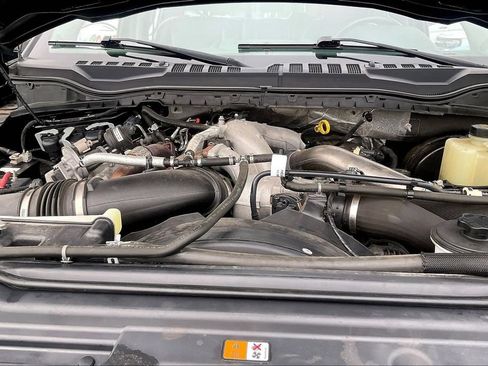 Used 2021 Ford F250 Lariat AWD/4WD image 9