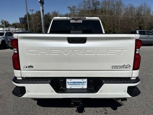Used 2020 Chevrolet Silverado 3500 High Country w/ Z71 Off-Road Package image 4