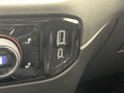 Certified 2022 Chevrolet Silverado 1500 LT image 25