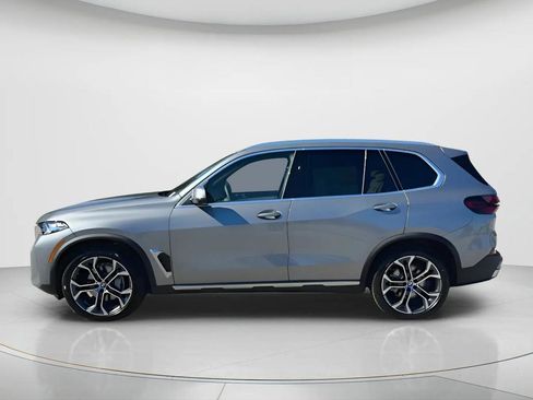 New 2026 BMW X5 xDrive40i w/ Premium Package image 5