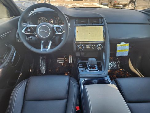 New 2024 Jaguar E-PACE R-Dynamic SE image 17