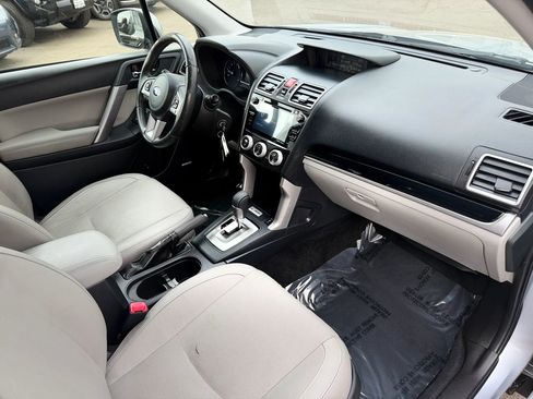 Used 2017 Subaru Forester 2.5i Limited image 21