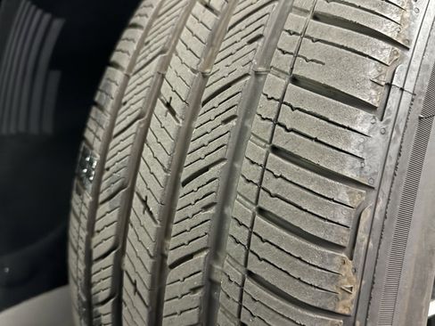 Used 2025 Mercedes-Benz GLE 450e 4MATIC image 42