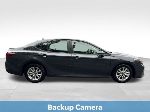 Used 2025 Toyota Camry LE FWD image 9