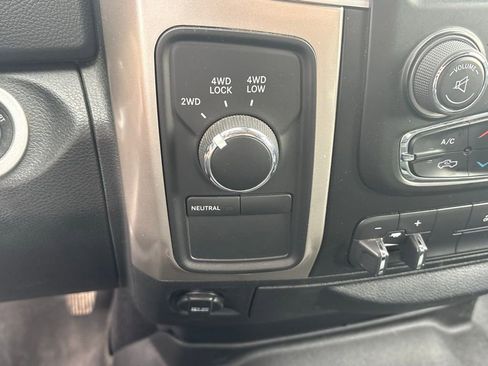 Used 2018 RAM 3500 Big Horn image 30