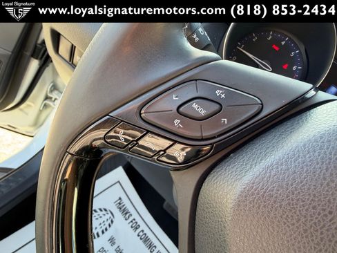 Used 2018 Toyota C-HR XLE image 28