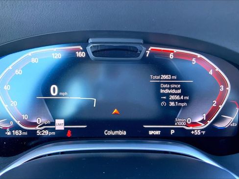 Used 2022 BMW 750i xDrive AWD/4WD image 27
