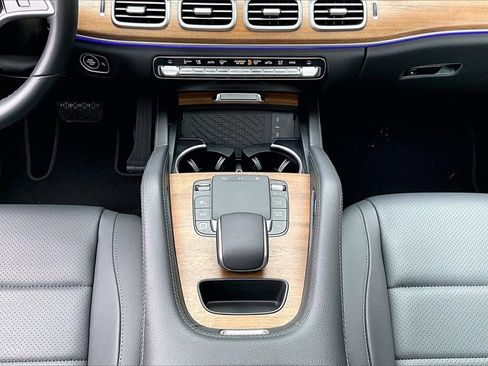 Certified 2025 Mercedes-Benz GLE 350 4MATIC image 24