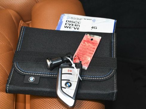 Used 2023 BMW X6 xDrive40i w/ M Sport Package image 73