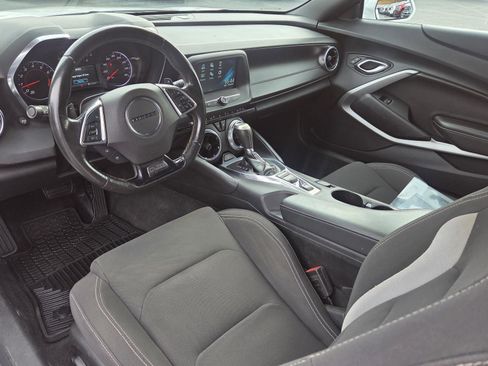 Used 2017 Chevrolet Camaro LT image 12