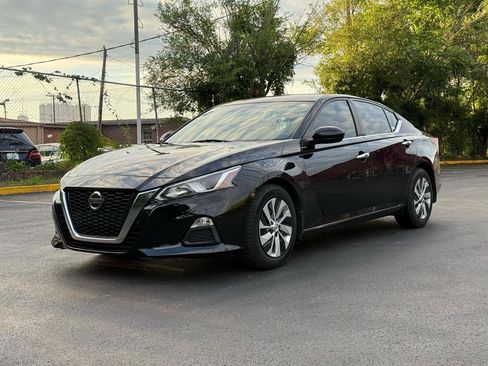 Used 2020 Nissan Altima 2.5 S FWD image 4