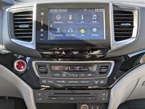 Used 2016 Honda Pilot Elite image 15