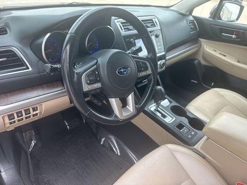 Used 2016 Subaru Outback 2.5i Limited AWD/4WD image 27
