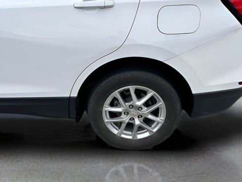 Used 2022 Chevrolet Equinox LT image 11