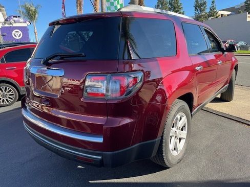 Used 2015 GMC Acadia SLE image 11