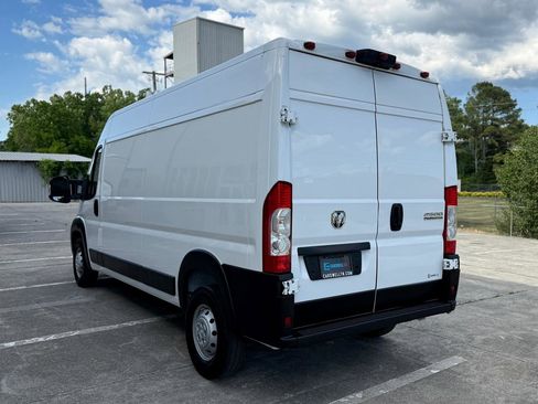 Used 2023 RAM ProMaster 2500 FWD image 5