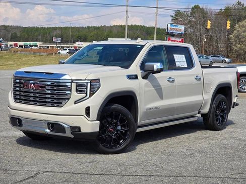 New 2026 GMC Sierra 1500 Denali w/ Denali Reserve Package AWD/4WD image 2