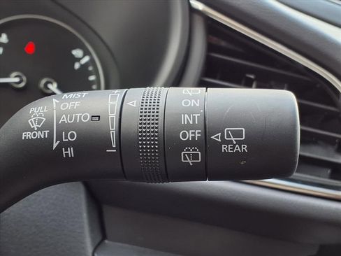 Certified 2025 MAZDA CX-30 AWD 2.5 S w/ Preferred Package image 18