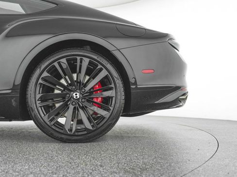 Used 2025 Bentley Continental GT Speed image 7