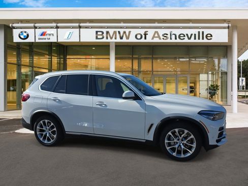 Certified 2023 BMW X5 xDrive40i w/ Premium Package image 1