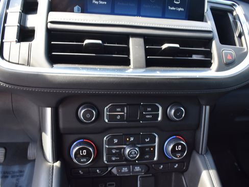 Used 2023 Chevrolet Tahoe LT image 23