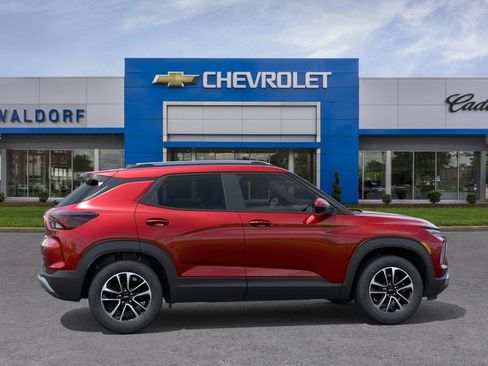 New 2026 Chevrolet TrailBlazer LT w/ LT Cold Weather Package AWD/4WD image 6
