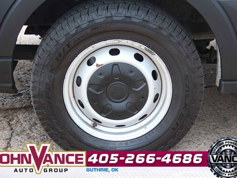 Used 2019 Ford Transit 250 148 Medium Roof RWD image 14