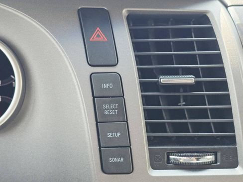 Used 2013 Toyota Sequoia Limited AWD/4WD image 29