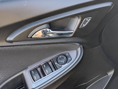 Used 2023 Chevrolet Malibu LT w/ Driver Confidence Package image 23