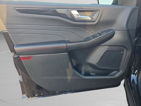 New 2026 Ford Escape ST-Line w/ Tech Pack #1 image 19