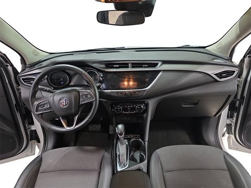 Used 2022 Buick Encore GX Select w/ Sport Touring Package image 9