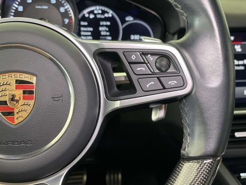 Certified 2023 Porsche Cayenne S Platinum AWD/4WD image 40