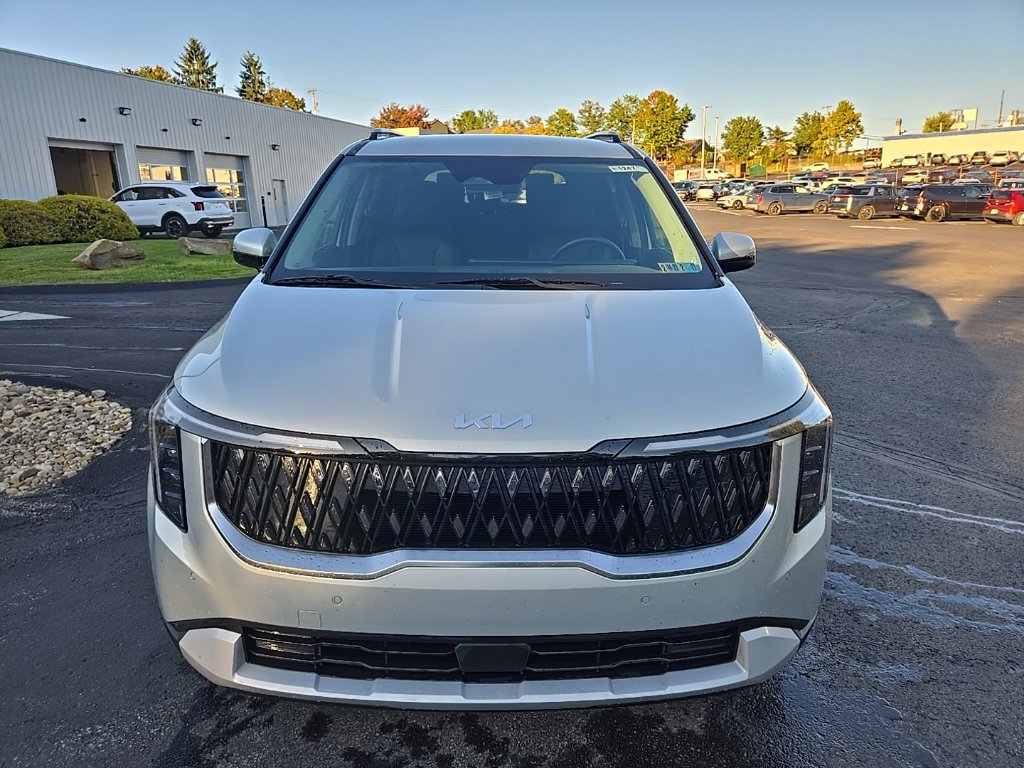 Certified 2026 Kia Carnival EX FWD image 10