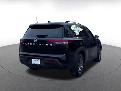 Used 2025 Nissan Pathfinder SV image 14