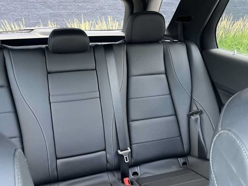 Certified 2025 Mercedes-Benz GLE 450e 4MATIC image 32