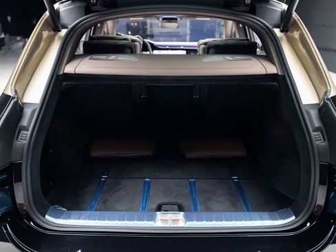 Used 2024 Mercedes-Benz Maybach EQS 680 4MATIC image 76