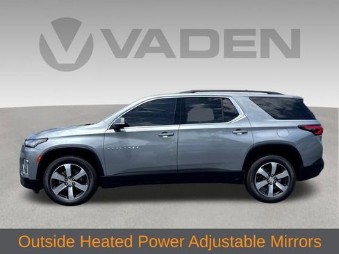 Used 2023 Chevrolet Traverse LT w/ LT Premium Package FWD image 30