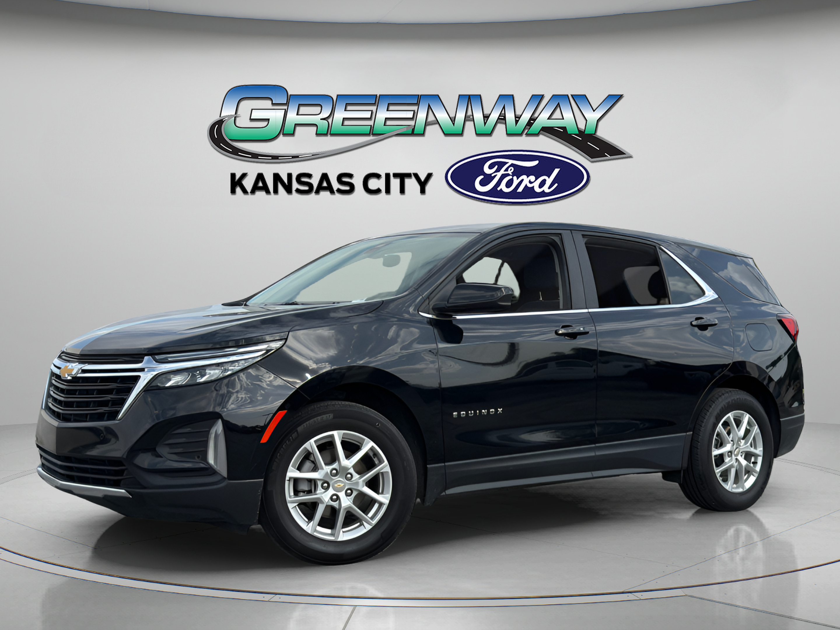 Used 2024 Chevrolet Equinox LT FWD image 4