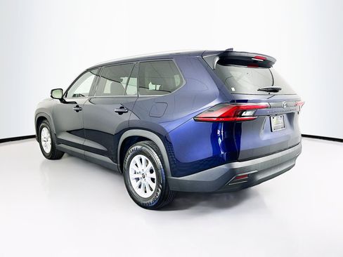 Used 2025 Toyota Grand Highlander FWD image 5