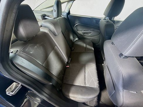 Used 2013 Ford Fiesta SE FWD image 23