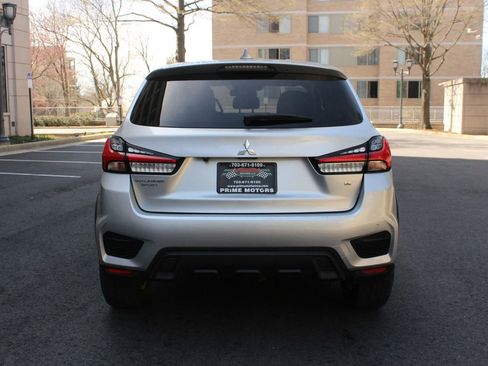 Used 2021 Mitsubishi Outlander Sport SE image 8